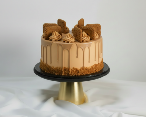 Caramel Biscoff Cake