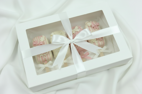 Postal "Bows" Cakesicles